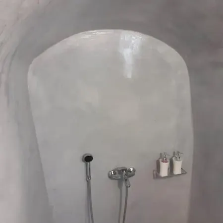 Unique Small Stonehouse At Thira Casa de Férias *