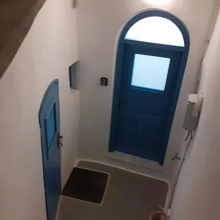 Unique Small Stonehouse At Thira Tatil Evi Megalochori (Santorini)