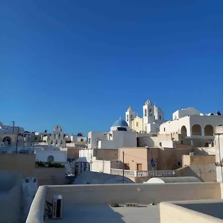 펜션 Unique Small Stonehouse At Thira 메갈로호리