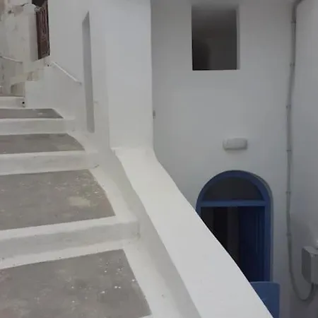 Unique Small Stonehouse At Thira Nyaraló Megalohóri