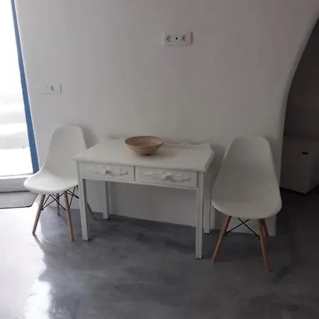 Unique Small Stonehouse At Thira Casa vacanze *