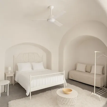 Unique Small Stonehouse At Thira * Megalochori (Santorini)