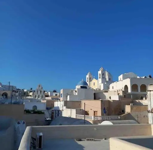 Casa vacanze Unique Small Stonehouse At Thira Megalochori (Santorini)